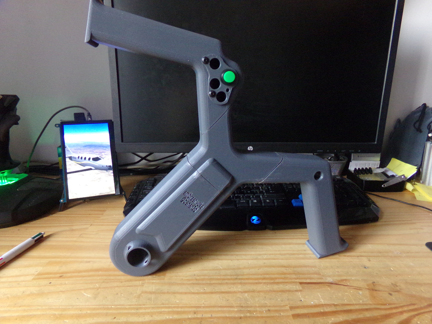 Embraer E-Jet Yoke for Saitek Flight Sim Yoke - BENen3D